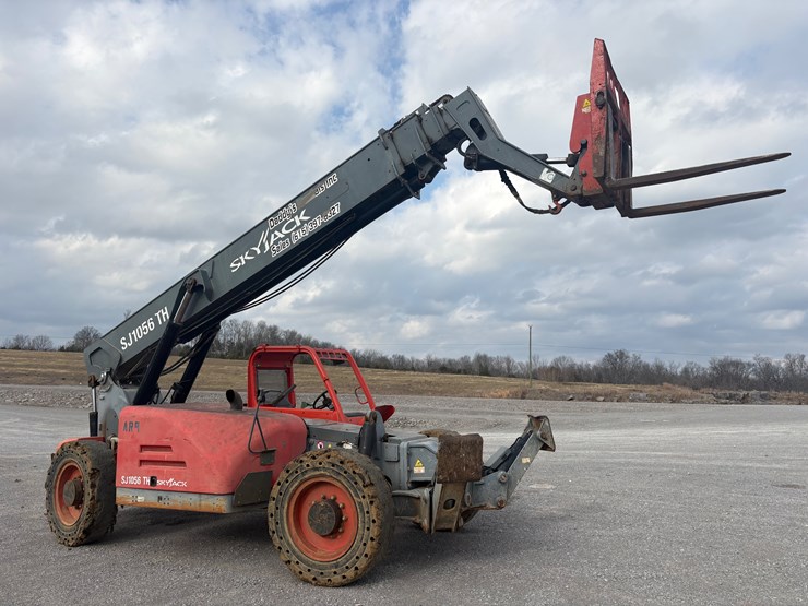 2017-skyjack-sj1056th-image-4