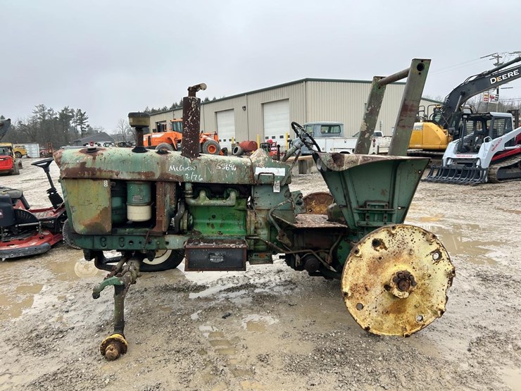 john-deere-3020-image-1