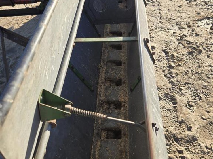 john-deere-12-image-5