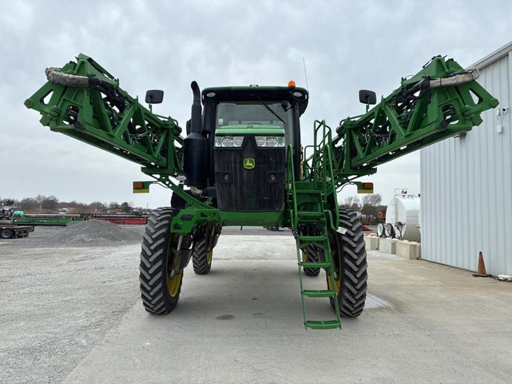 2021-john-deere-r4030-image-12