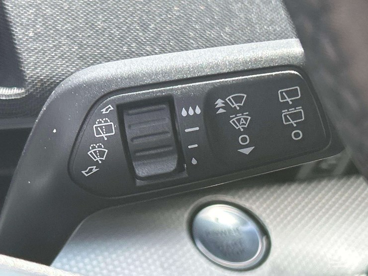 2021-ford-mustang-mach-e-image-14