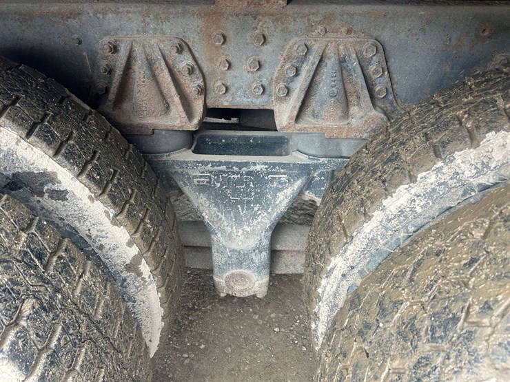 1991-chevy-kodiak-8500-tandem-grain-truck-with-18ft-bed-image-11