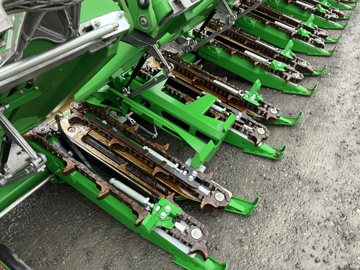 2024-john-deere-c16f-image-27