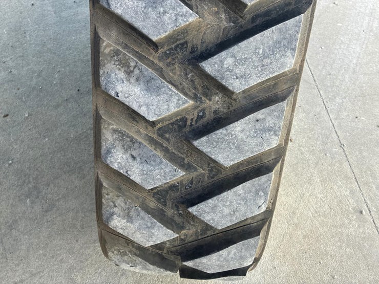 2021-john-deere-8rx-370-image-80