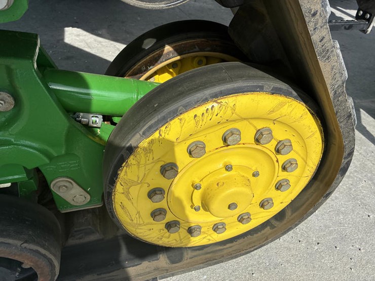 2021-john-deere-8rx-370-image-62