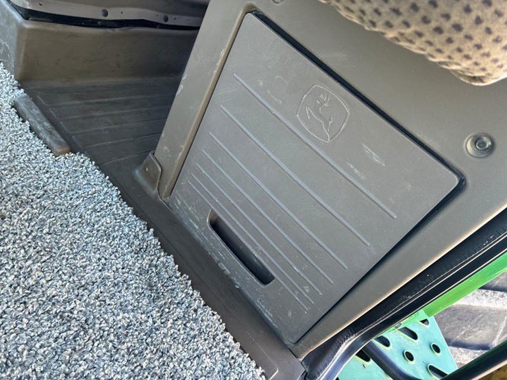 2013-john-deere-9510r-image-77