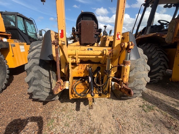 deere-210le-image-31