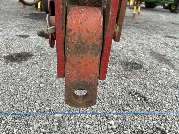 case-ih-4800-image-4