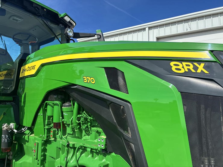 2021-john-deere-8rx-370-image-19