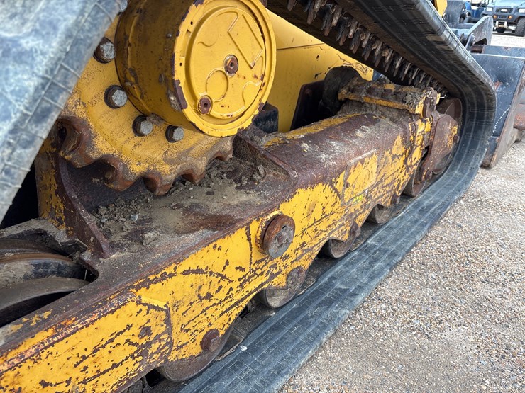 2015-caterpillar-299d-image-9