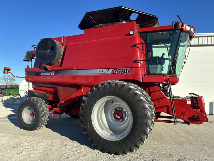 2008-case-ih-2588-image-1