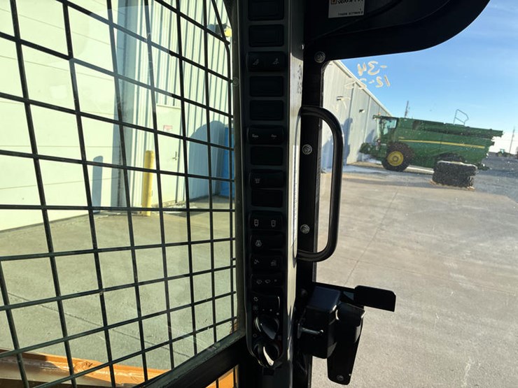 2024-case-tv620b-image-63