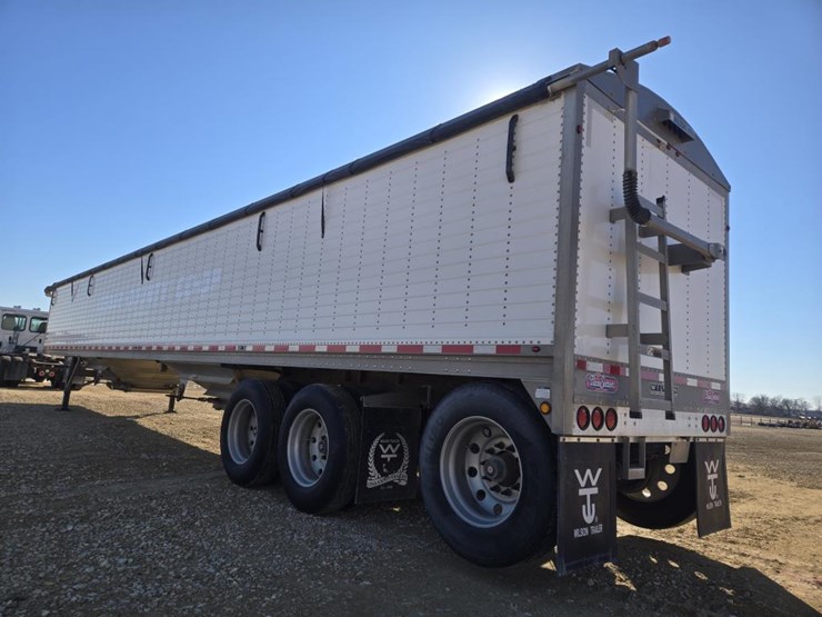 2016-wilson-grain-trailer-image-16