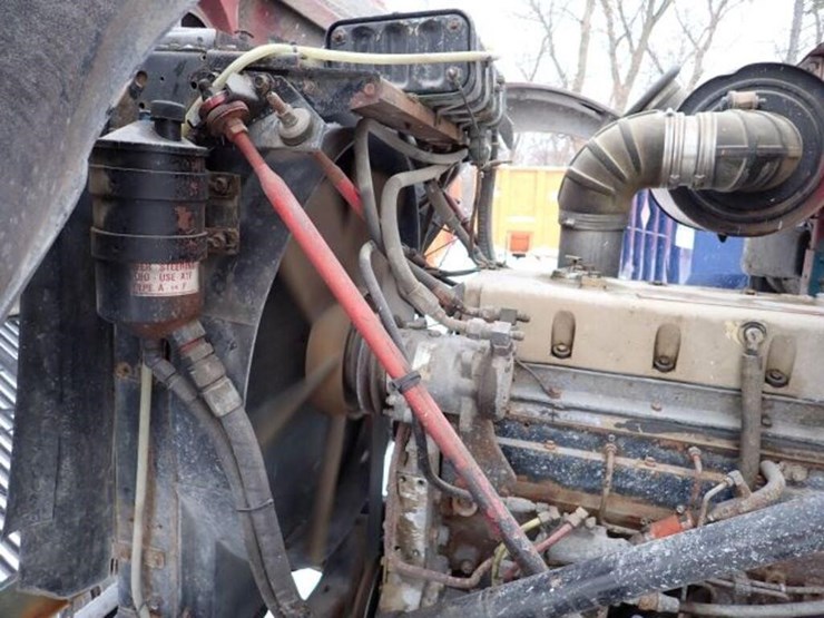 1990-white-gmc-t/a-water-truck-4v2bdbme1ln633643-image-42