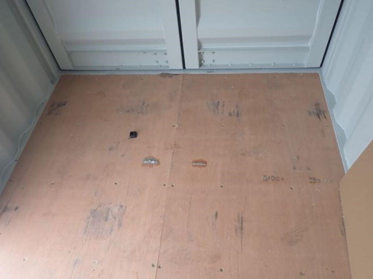 unused-8-ft-shipping-container-image-10