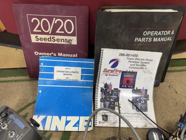 2010-kinze-3600-image-94