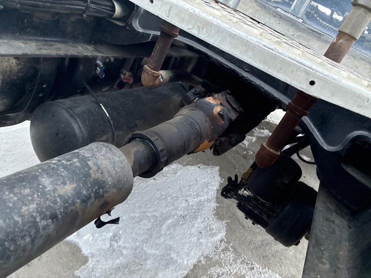 2016-kenworth-t680-image-23