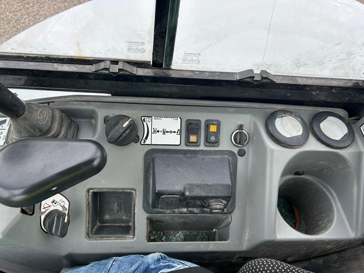 2022-bobcat-e50-image-22