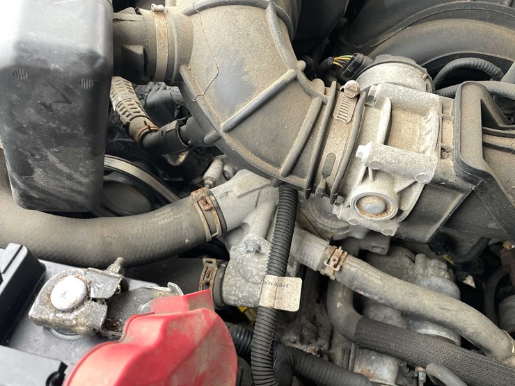 2011-ford-escape-image-64