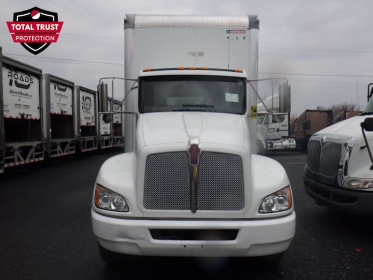 2022-kenworth-t270-image-2