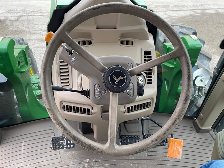 2020-john-deere-6110m-image-20