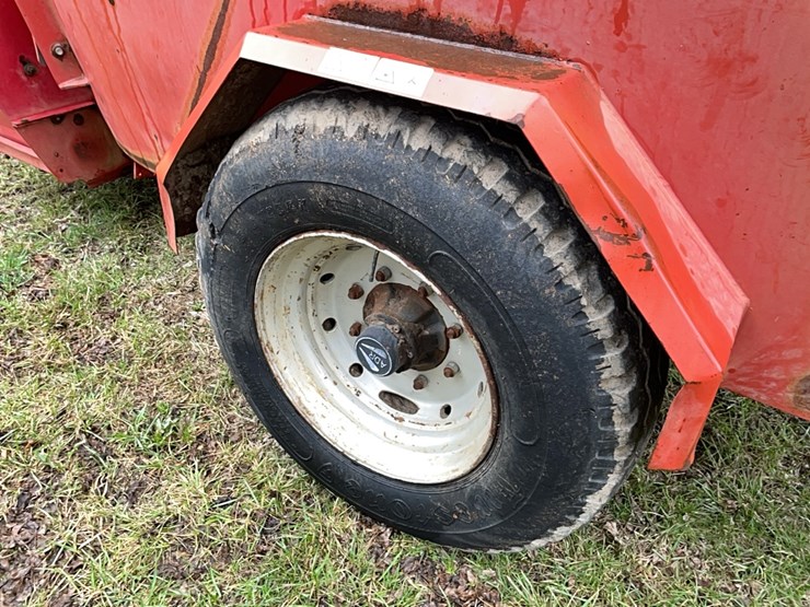 tag-#268,-feed-wagon-image-15