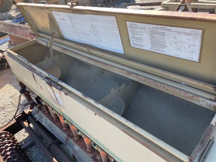 #6081-•-land-pride-3-point-25-72-seeder-image-11