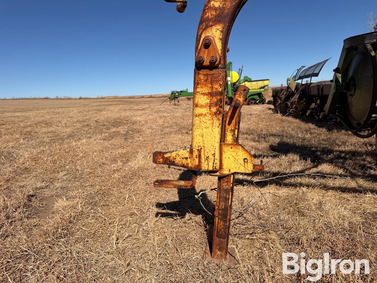 john-deere-640-image-12