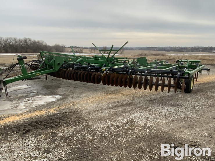 john-deere-726-image-10
