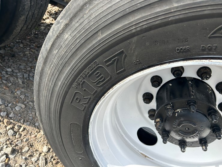 #39248-•-2000-freightliner-fd1-t/a-single-cab-truck-tractor-1fuy3mcb2ylb03327-image-17