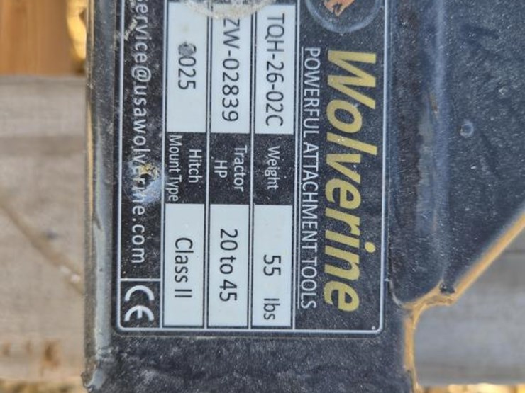 #8068-•-new-wolverine-quick-hitch-w/-2"-trailer-receiver-image-2