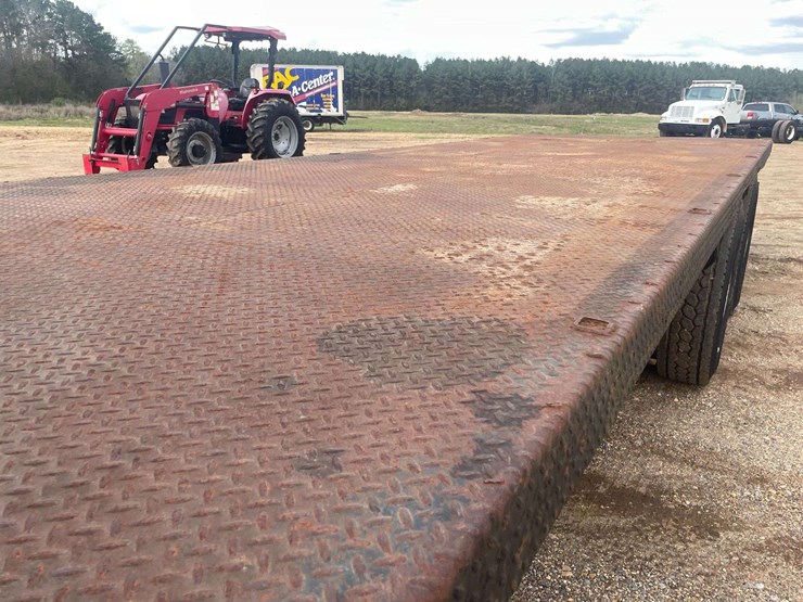 1994-peterbilt-378-image-14