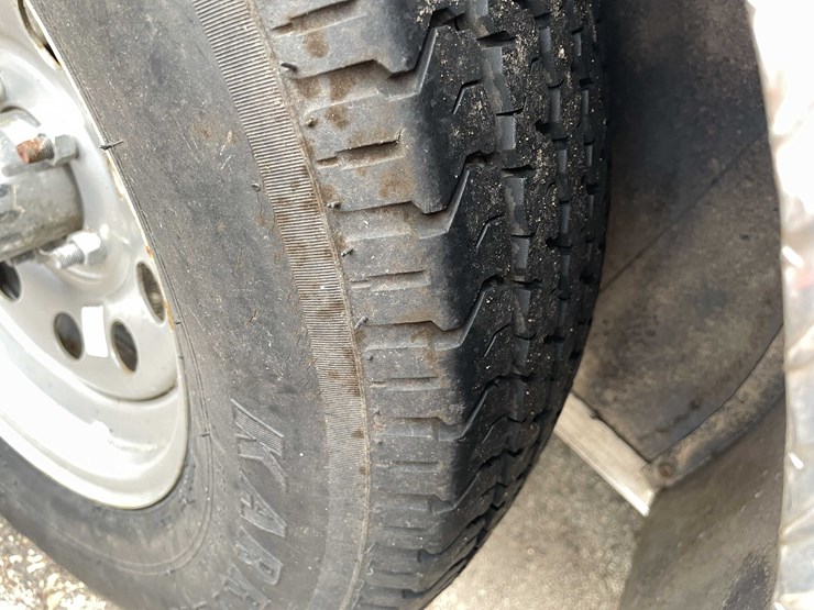 #1432-•-2013-forest-river-14'-enclosed-trailer-(has-certificate-of-origin)-image-12