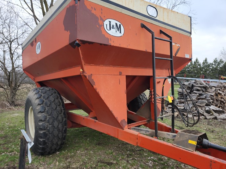 tag-#111,-j&m-image-12