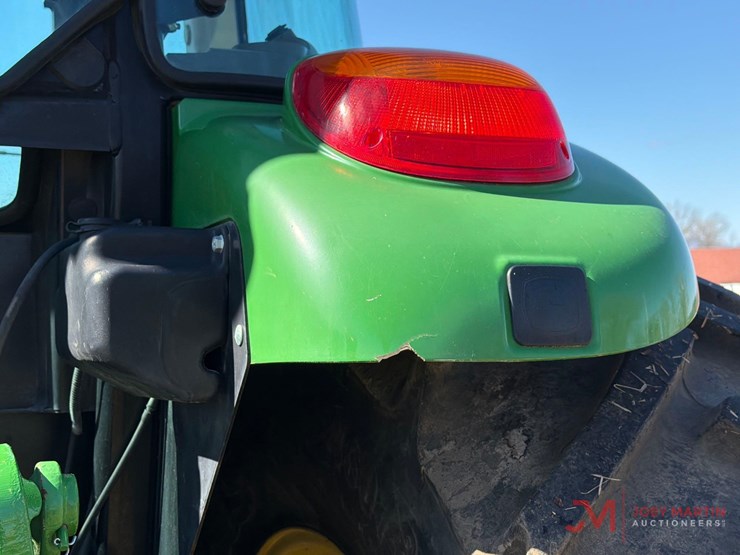 john-deere-6120e-image-15