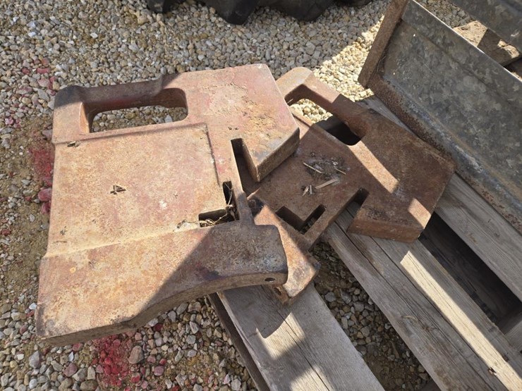 international-100-image-1