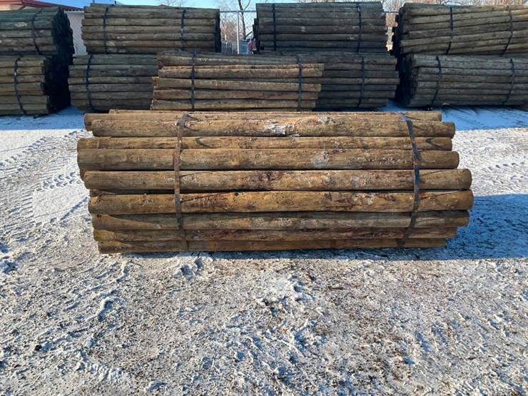 #4114-•-unused-bundle-of-fence-posts-image-2