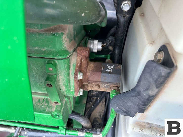 2011-john-deere-9530-image-38