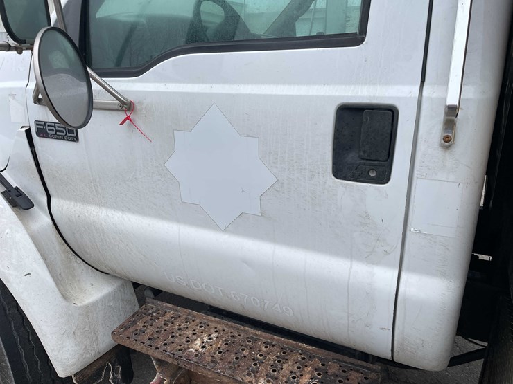 2006-ford-f650-xl-image-43