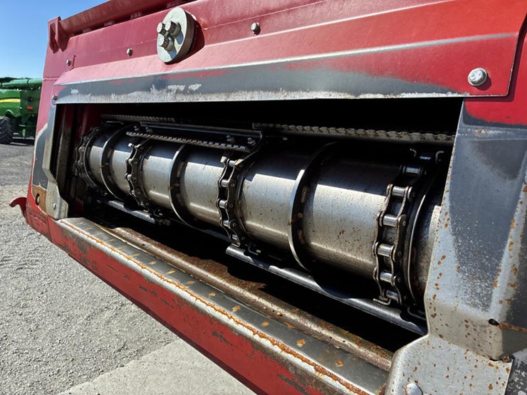 2012-case-ih-8230-image-27