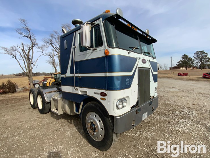 1979-peterbilt-352s86-(glider)-t/a-cabover-truck-tractor-image-3