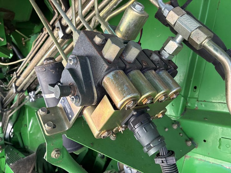 1993-john-deere-9500-image-57