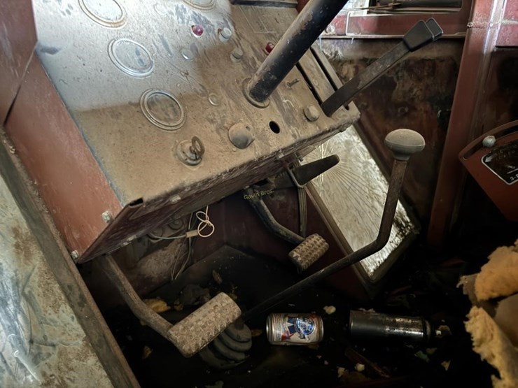 white-4-150-image-15