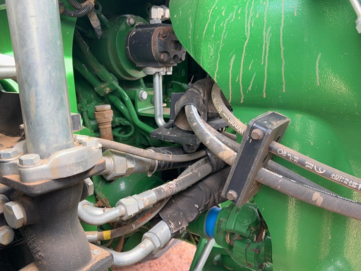 2019-john-deere-9620rx-track-tractor-image-31