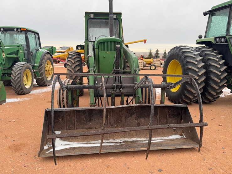 john-deere-4520-image-6