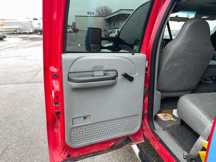 2006-ford-f350-xl-image-58