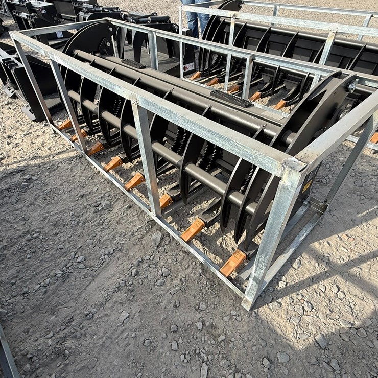 #2046 • Unused 6' Skid Steer Grapple INV# 40826