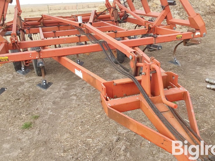 case-ih-4800-image-11