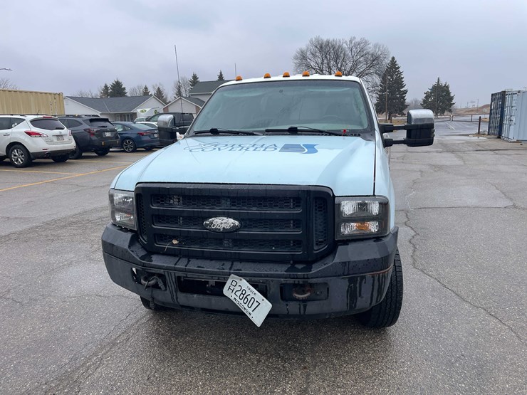 2006-ford-f350-xl-image-2