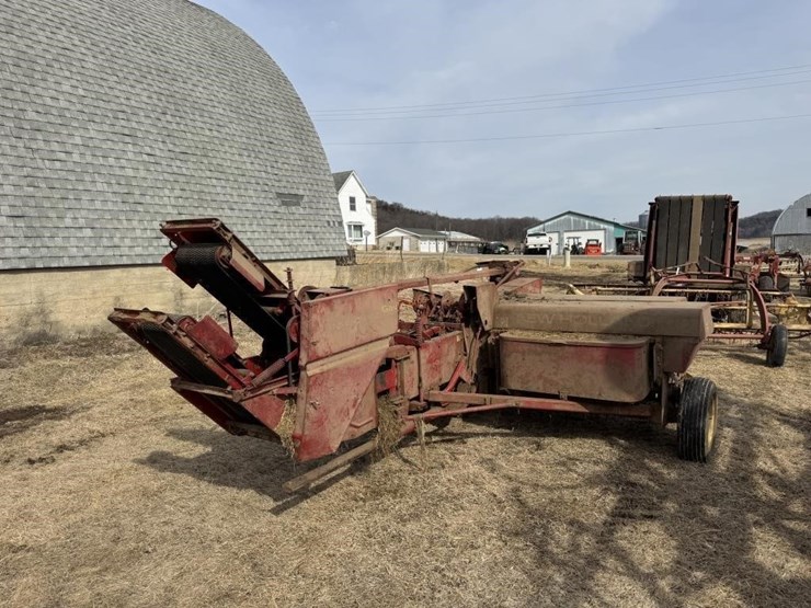 new-holland-273-image-4